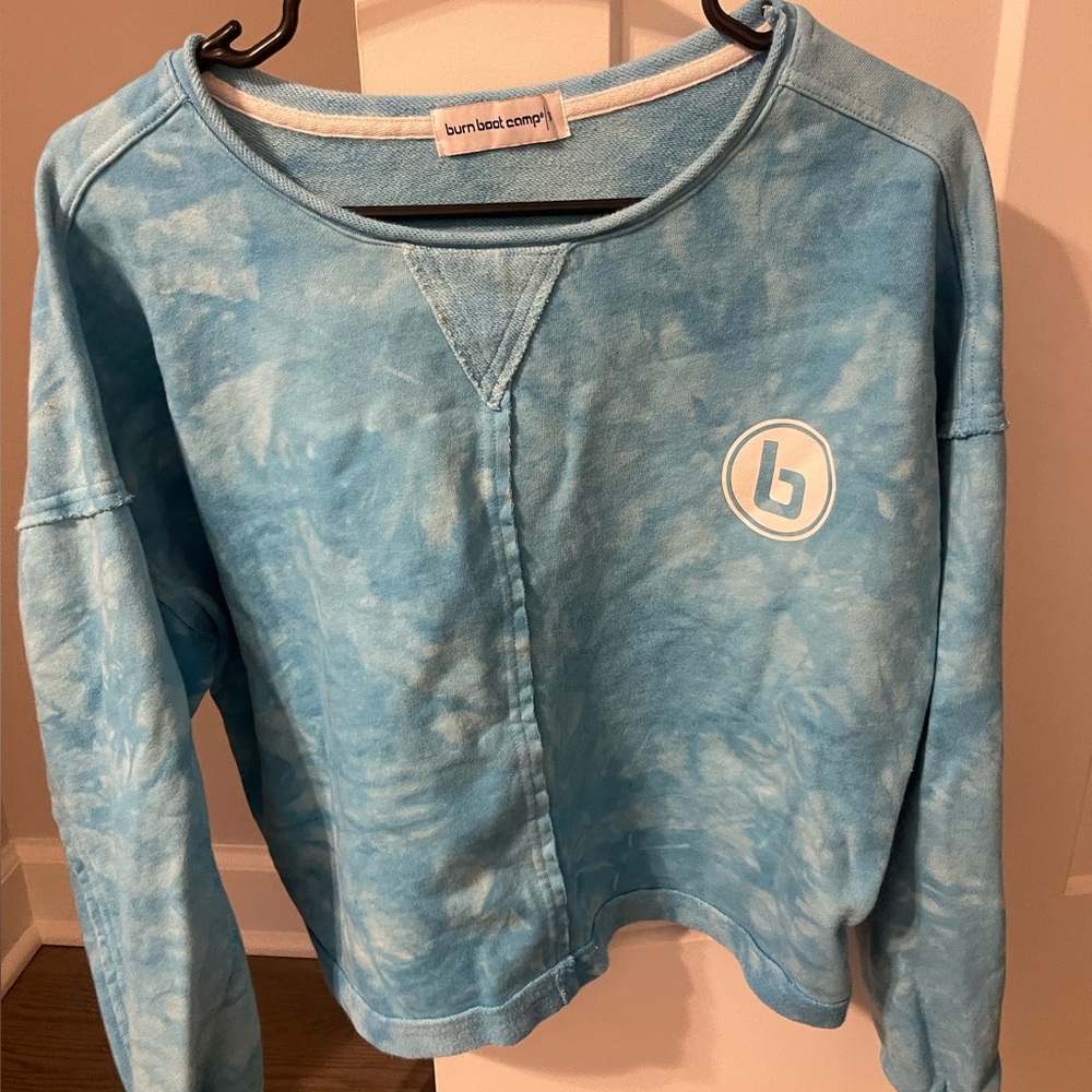 Burn Bootcamp tye dye crop sweatshirt
